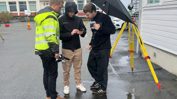 Lenke til artikkel: Samarbeid med anleggsbransjen om nytt emne i geomatikk