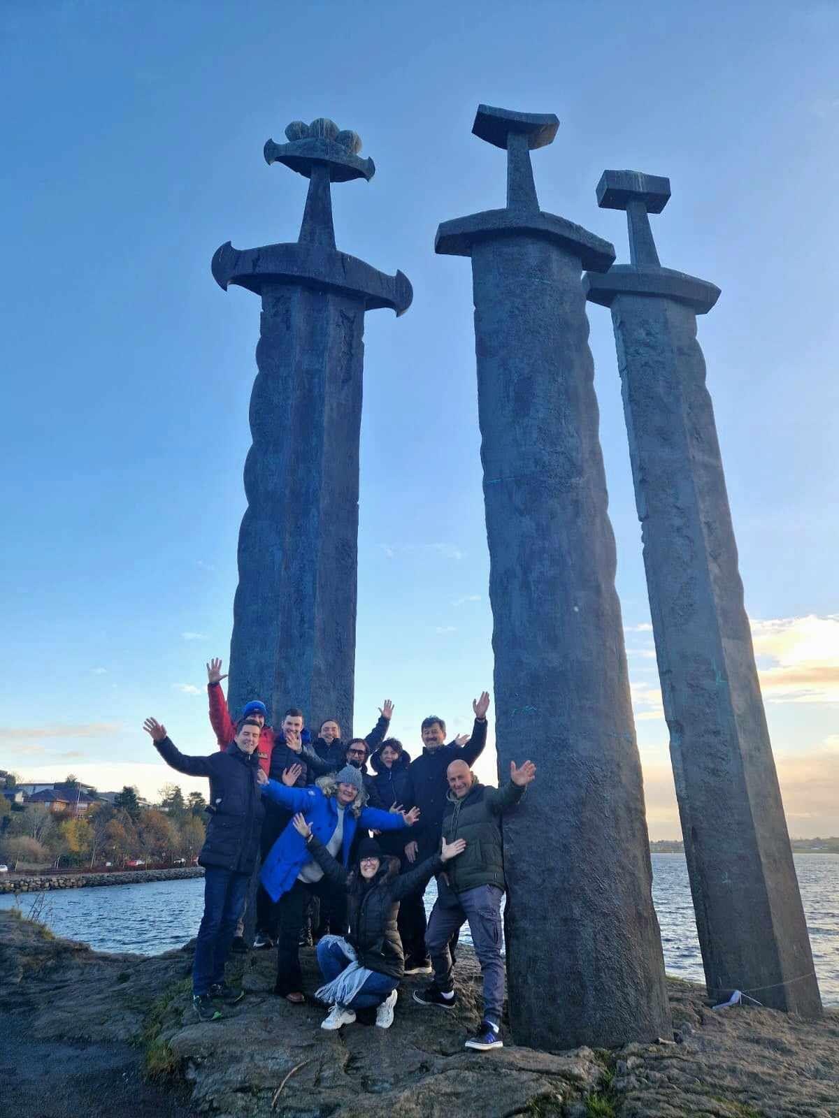Participants of Entrepreneurship for Green Rural Destinations at "Sverd i fjell" in Hafrsfjord, Stavanger. - Klikk for stort bilde